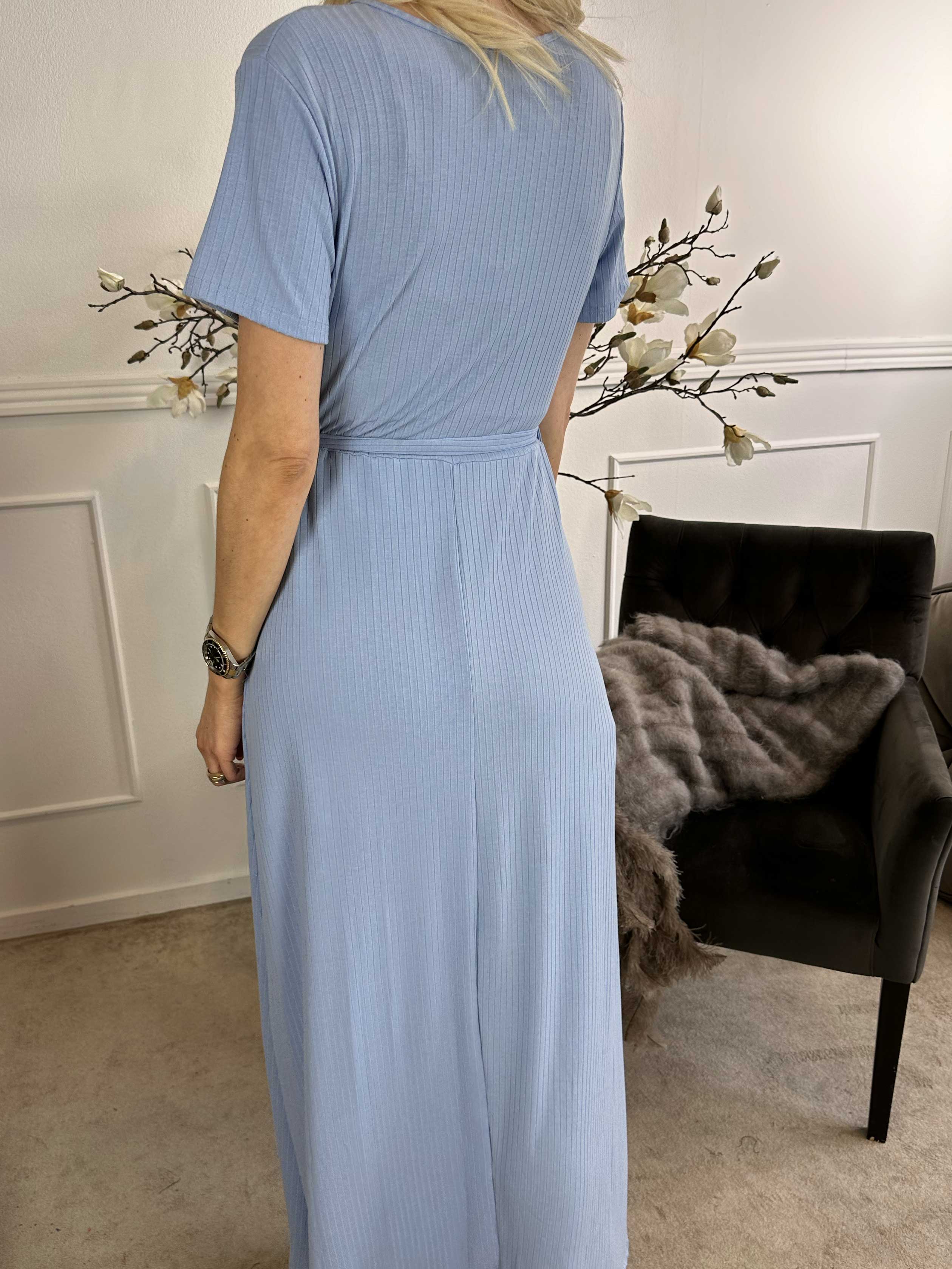 Elene - Lang kjole med bindebånd i taljen